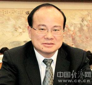 沈强 背景,从平凡走向卓越的奋斗历程